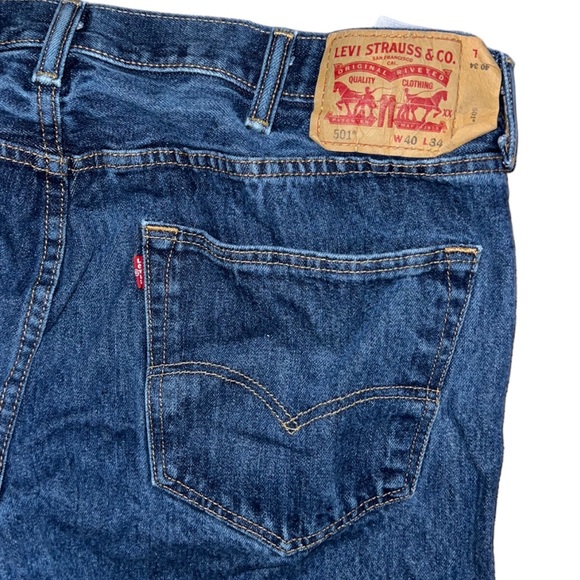Levi’s 501 Dark Wash Button Fly Jeans Men’s Size W40 L34 - Picture 3 of 7